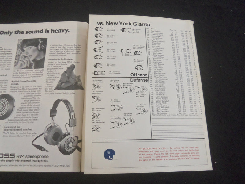 1973 SPORTS FOCUS FOOTBALL ISSUE - NEW YORK GIANTS - B 6348Q