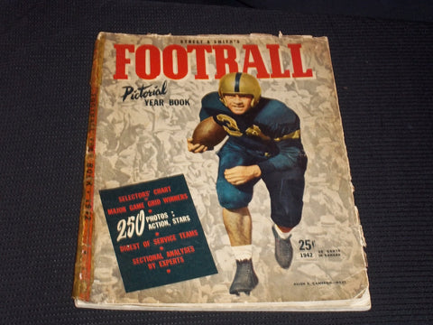 1942 STREET & SMITH'S FOOTBALL MAGAZINE - ALLEN CAMERON FRONT COVER - E 3610