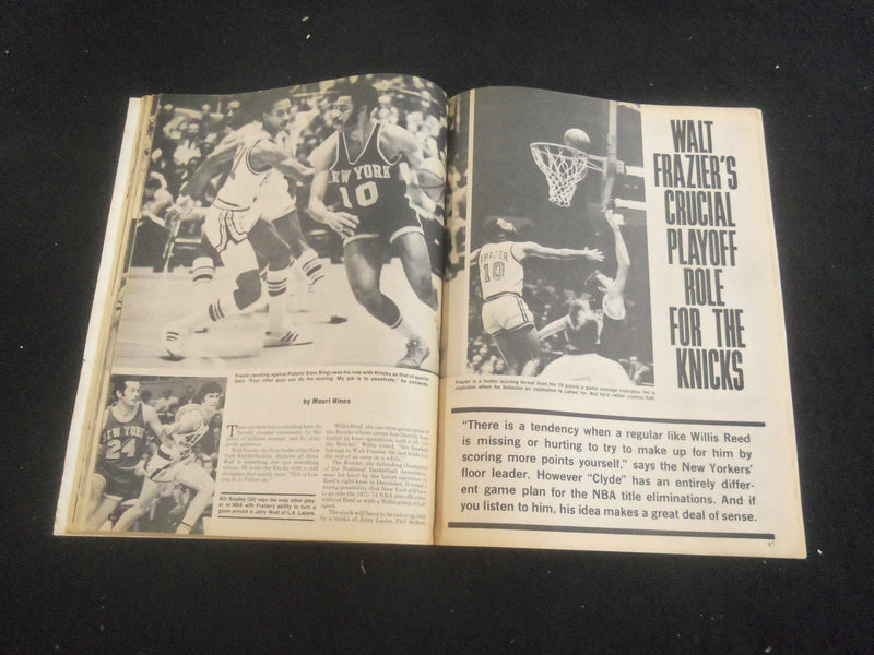 1974 MAY PRO SPORTS MAGAZINE - TOM SEAVER COVER - B 6348M