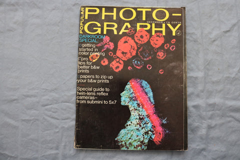 1972 DECEMBER POPULAR PHOTOGRAPHY MAGAZINE - TIE-DYING COVER - SP 1194Q
