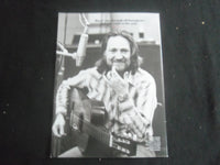 2021 MUSIC SPOTLIGHT COLLECTOR'S EDITION MAGAZINE - WILLIE NELSON - B 4077B