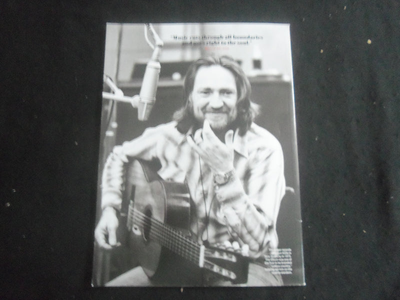 2021 MUSIC SPOTLIGHT COLLECTOR'S EDITION MAGAZINE - WILLIE NELSON - B 4077B