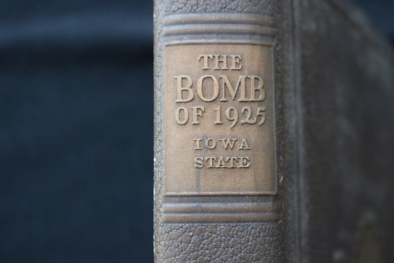 1925 IOWA STATE UNIVERSITY YEARBOOK - AMES, IOWA - YB 3514