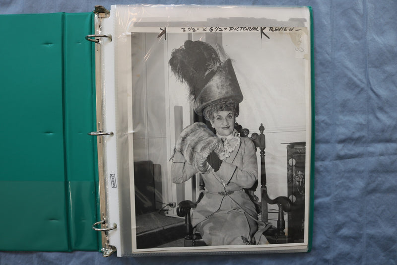 1950'S THEATRE ORIGINAL NEWS PHOTOS - 28 PAGES - EVA GABOR - DANNY KAYE - #91