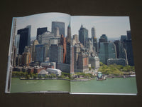 2011 ICONIC NEW YORK BOOK BY CHRISTOPHER BLISS - GREAT PHOTOS - D 119