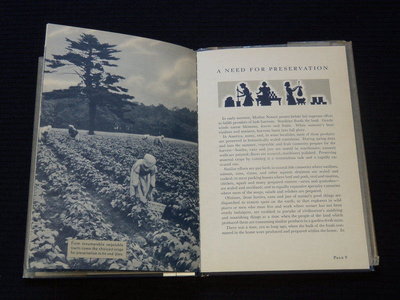 1938 DELICIOUS FOODS IN TIN AND GLASS BOOK - SANTA FE SYSTEM LINES - J 7289