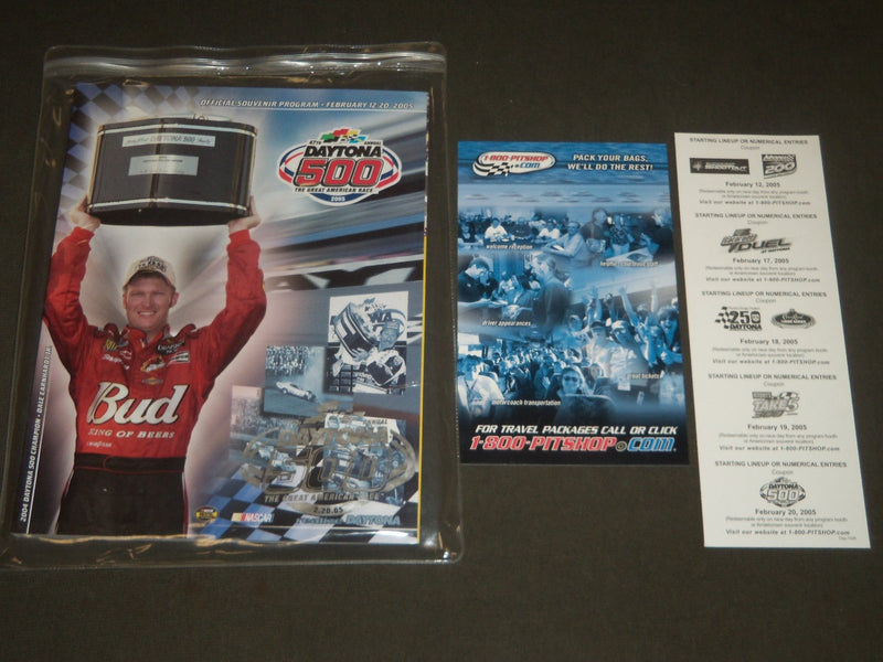 2005 DAYTONA 500 RACING PROGRAM W/ OFFICIAL HOLDER - GREAT PHOTOS - II 3126