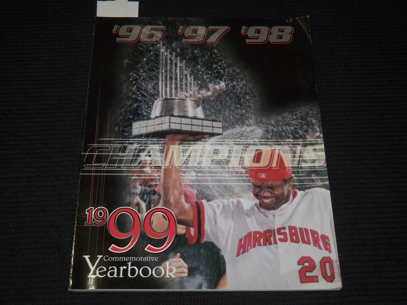 1999 HARRISBURG SENATORS BASEBALL COMMEMORATIVE YEARBOOK - ST 1767H