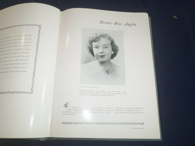1952 THE ELIZABETHIAN COLLEGE OF ST. ELIZABETH YEARBOOK -MORRISTON, NJ - YB 2396