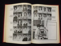 1988 IMPRESSIONS PEQUANNOCK VALLEY SCHOOL YEARBOOK- POMPTON PLAINS, NJ - YB 3166