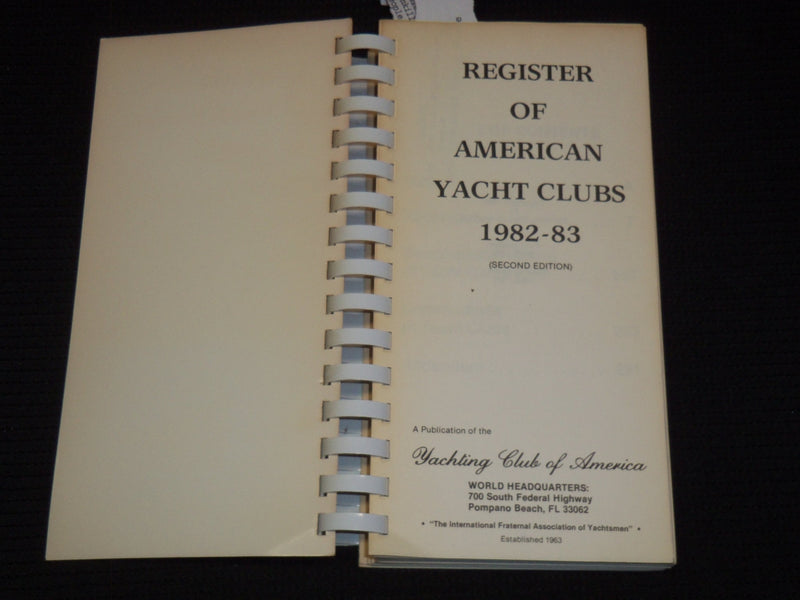 1982-1983 REGISTER OF AMERICAN YACHT CLUBS - SOFTOCVER - KD 5981Y