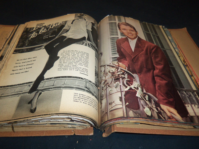 1952-1955 MOVIE STAR SCRAPBOOK LOADED WITH GREAT PHOTOS - 9A