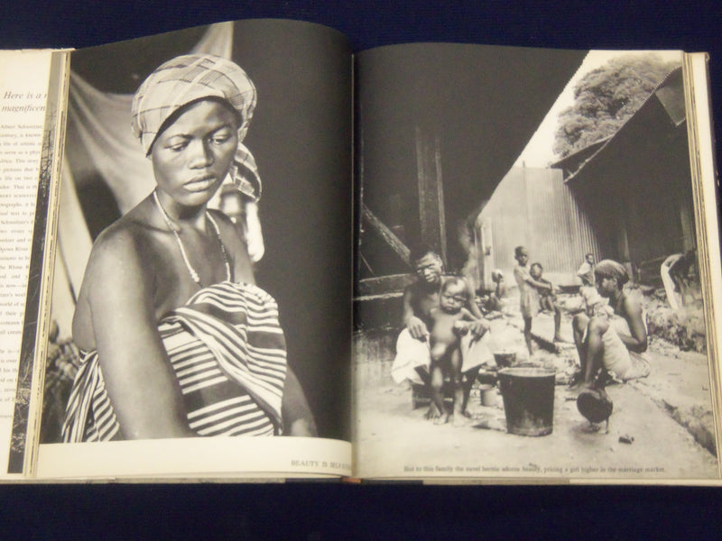 1955 THE WORLD OF ALBERT SCHWEITZER BY ERICA ANDERSON BOOK - PHOTOS - KD 1769