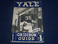1951 YALE OFFICIAL GRIDIRON GUIDE - FOOTBALL PHOTOS - SCHEDULES - II 9534