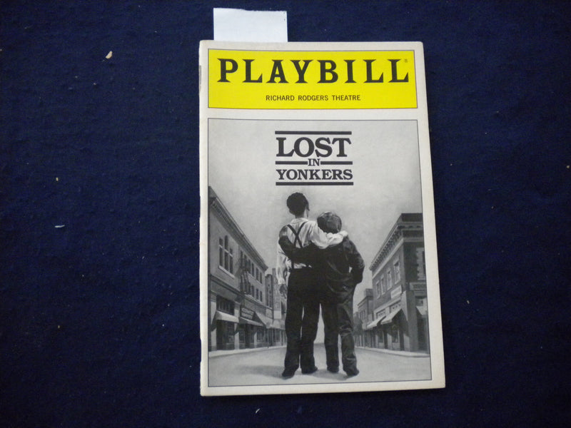 1992 LOST IN YONKERS PLAYBILL - ROSEMARY HARRIS & 6 SIGNATURES INSIDE - J 8328