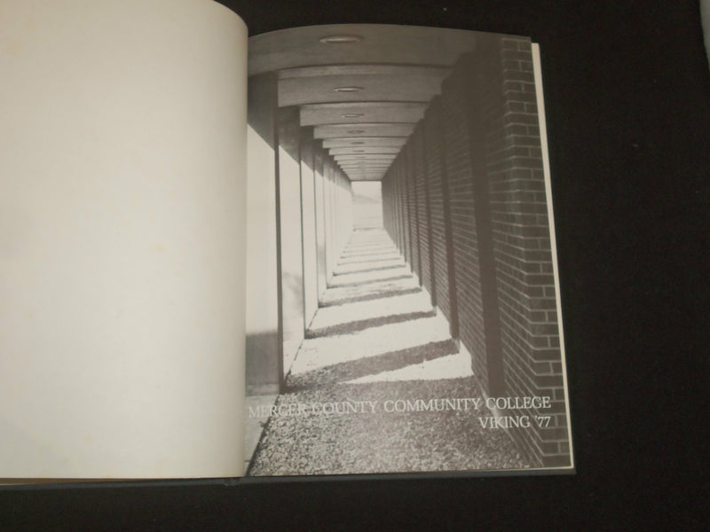 1977 MERCER COUNTY COMMUNITY COLLEGE YEARBOOK - WEST WINDSOR, NJ - YB 2193