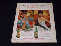 1959 JUNE COSMOPOLITAN MAGAZINE - MARY HILEM FRONT COVER - E 14257