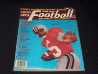 1975 STREET & SMITH'S COLLEGE FOOTBALL YEARBOOK MAGAZINE - ARCHIE - E 3177