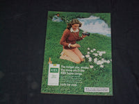 1976 JUNE LADY'S CIRCLE MAGAZINE - DEBBIE REYNOLDS COVER - CW 924