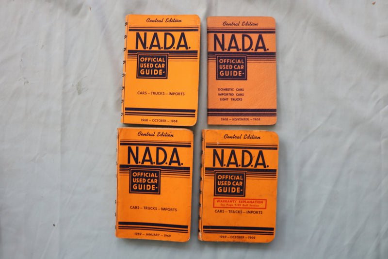 1958-1973 N.A.D.A. OFFICIAL USED CAR GUIDE - CENTRAL EDITION - LOT OF 54- O 3725
