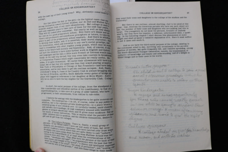 1949 UNIVERSITY OF CHICAGO ENGLISH SELECTED READINGS SOFTCOVER BOOK - K 2905