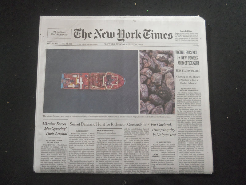 2022 AUGUST 29 NEW YORK TIMES - HOCHUL PUTS BET ON NEW TOWERS AMID OFFICE GLUT