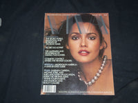 1977 AUGUST VIVA MAGAZINE - NICE COVER, PHOTOS & ARTICLES - B 87