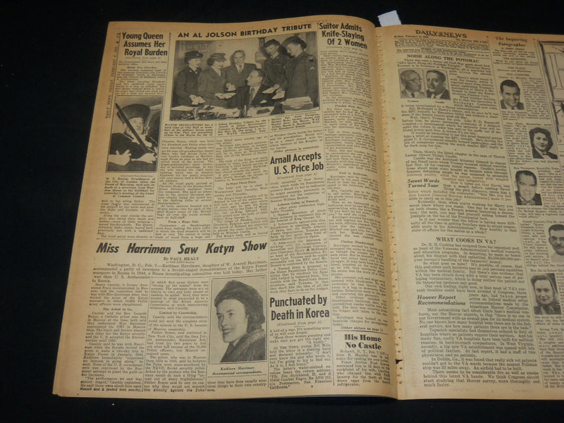 1952 FEBRUARY 8 NEW YORK DAILY NEWS - DRY-EYED QUEEN GOES TO WORK - NP 5403