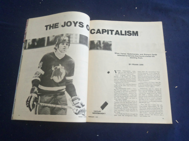 1975 FEBRUARY HOCKEY PICTORIAL MAGAZINE - GARY SMITH COVER - ST 267A