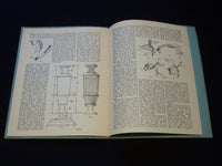 1933 BEGINNINGS IN WOOD CARVING SOFTCOVER BOOK BY W. CLYDE LAMMEY - J 8044