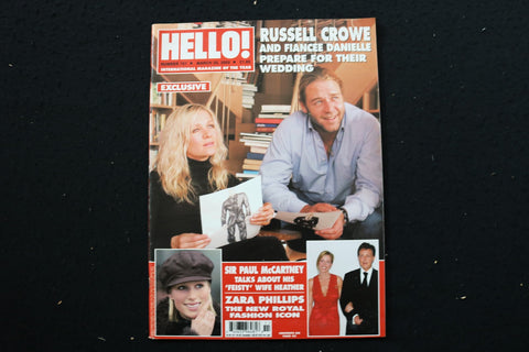 2003 MARCH 25 HELLO! MAGAZINE - RUSSELL CROWE COVER - E 25787