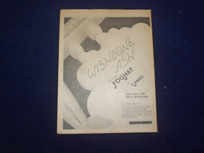 1974 NOVEMBER 7 BUGLE AMERICAN MAGAZINE - LOU REED IN CONCERT - J 9424