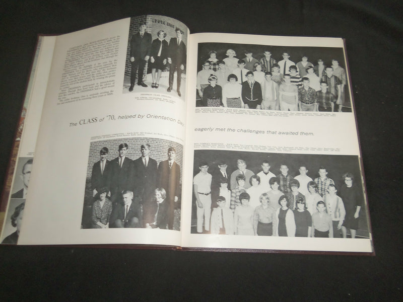 1967 ATODNEM MENDOTA HIGH SCHOOL YEARBOOK - MENDOTA, ILLINOIS - YB 2528