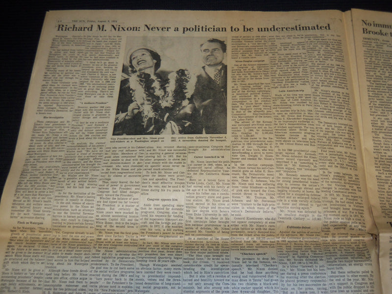 1974 AUGUST 9 THE SUN FINAL NEWSPAPER - NIXON RESIGNS -FORD PRESIDENT - NP 1847Q