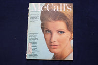 1965 SEPTEMBER MCCALL'S MAGAZINE - VICKY HILBERT COVER - E 22141