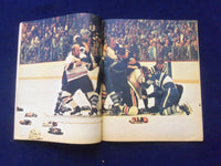 1970 DECEMBER 6 CHICAGO TRIBUNE MAGAZINE SECTION - CHICAGO BLACKHAWKS - NP 6377
