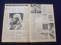 1947 DEC 9 CINEMONDE MAGAZINE-GINGER ROGERS BACK COVER- FRENCH EDITION- SP 4868E