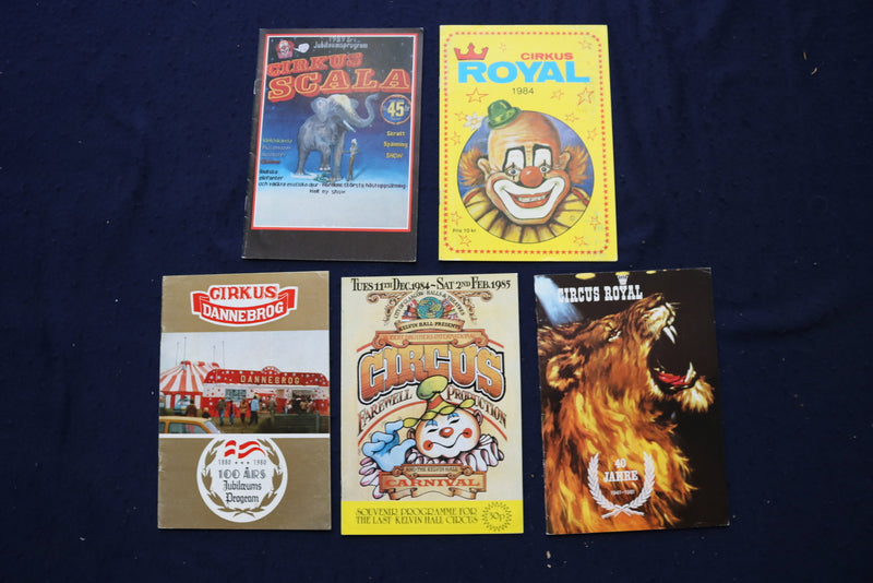 1980'S-1990'S CIRCUS PROGRAMS - LOT OF 39 - O 3641