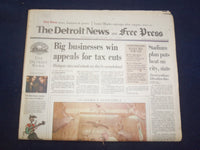 1995 AUG 24 DETROIT NEWS/FREE PRESS NEWSPAPER-STADIUM PLAN PUTS HEAT ON- NP 7205