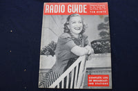 1939 NOVEMBER 10 RADIO GUIDE MAGAZINE - ONA MUNSON COVER - E 9227