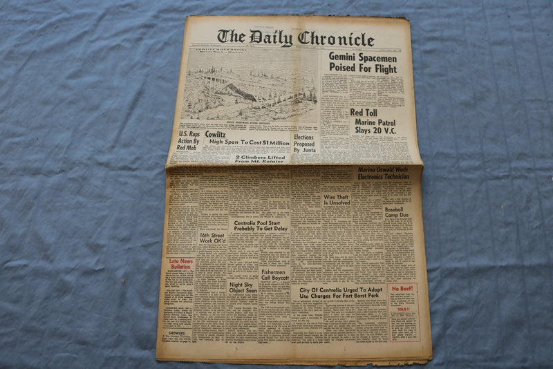 1965 JUNE 2 THE DAILY CHRONICLE NEWSPAPER - GEMINI POISED FOR FLIGHT - NP 8514
