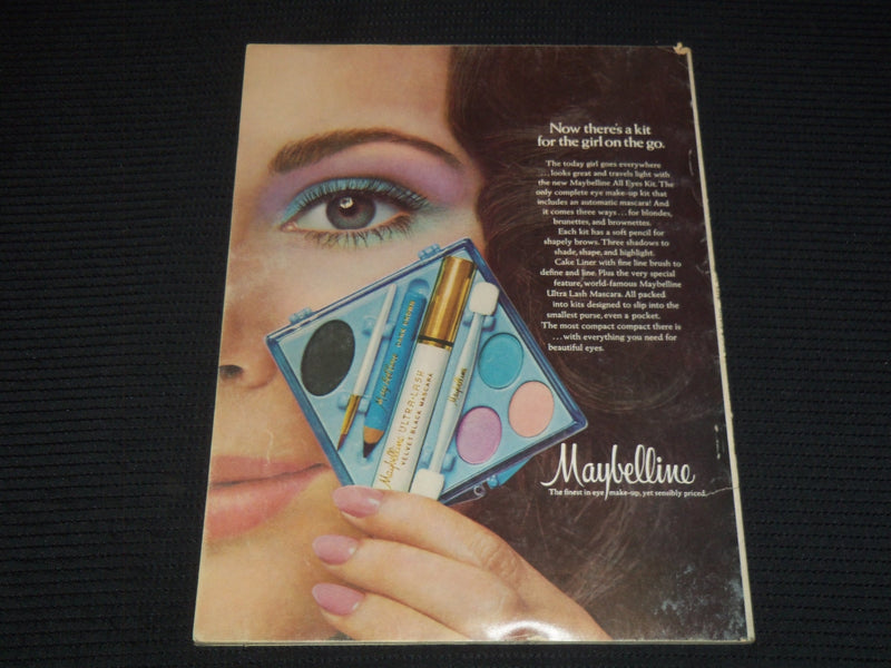 1972 APRIL MOVIE STARS MAGAZINE - ELIZABETH TAYLOR COVER - E 16204