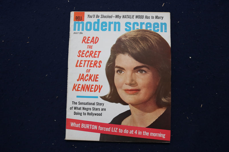 1965 JULY MODERN SCREEN MAGAZINE - JACQUELINE KENNEDY COVER - E 17435