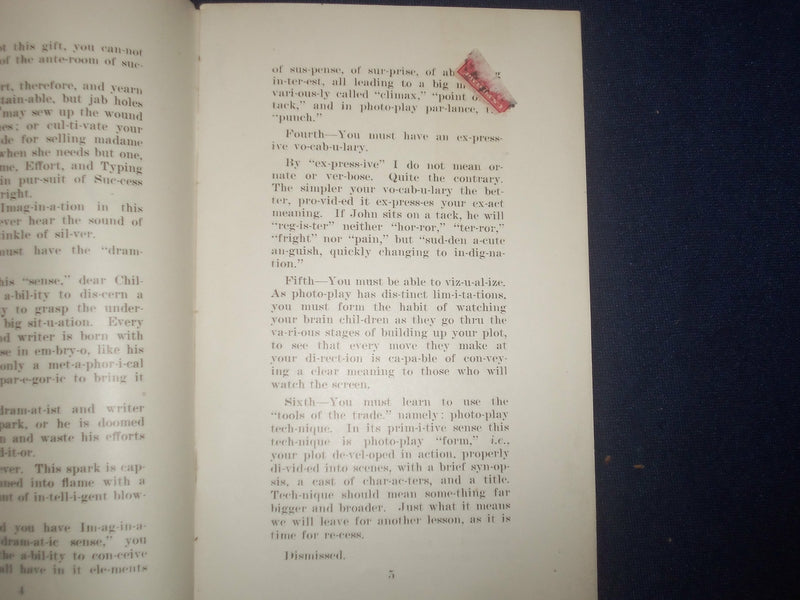 1915 THE PHOTO PLAYWRIGHTS PRIMER - L. CASE RUSSELL - J 6410