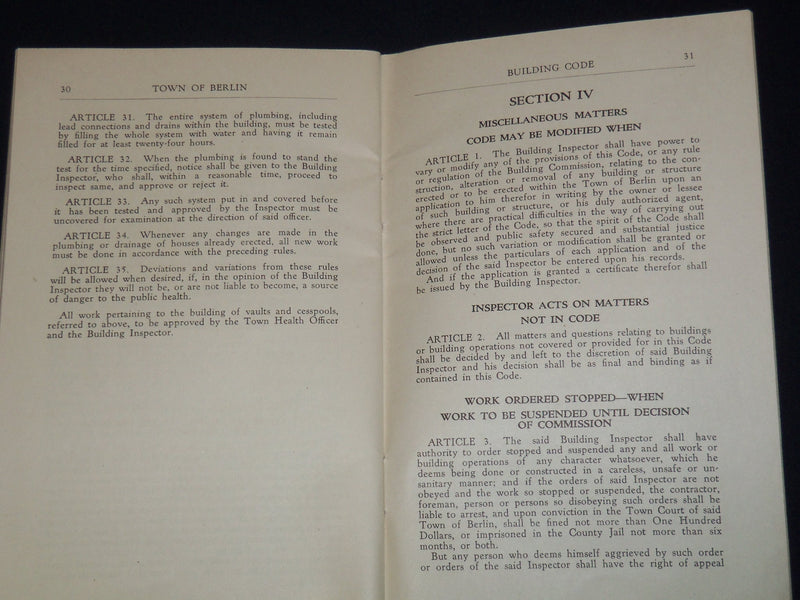 1920'S BERLIN CONNECTICUT BUILDING CODE BOOKLET - K 2067