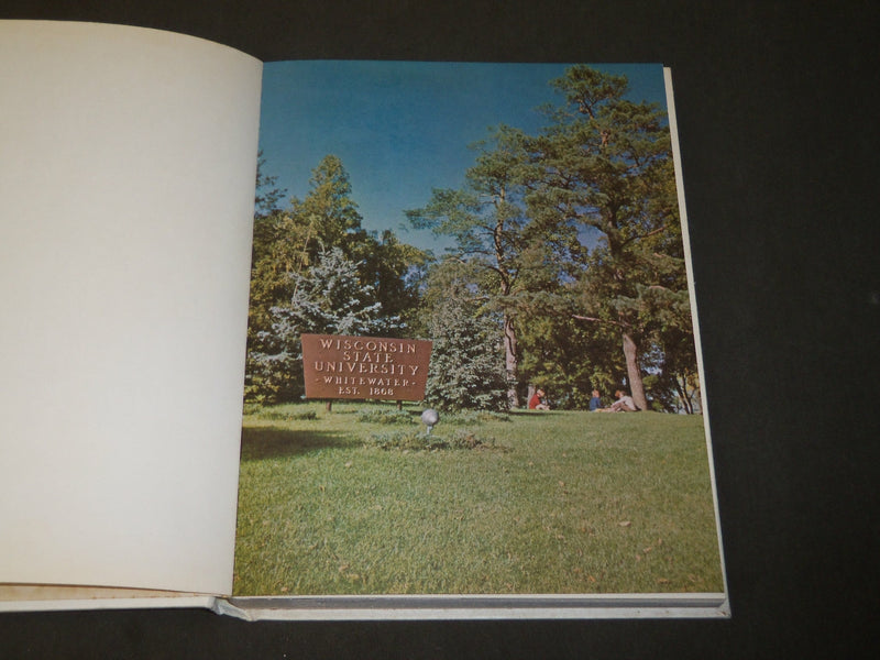 1966 MINNEISKA WISCONSIN STATE UNIVERSITY YEARBOOK - GREAT PHOTOS - YB 1566