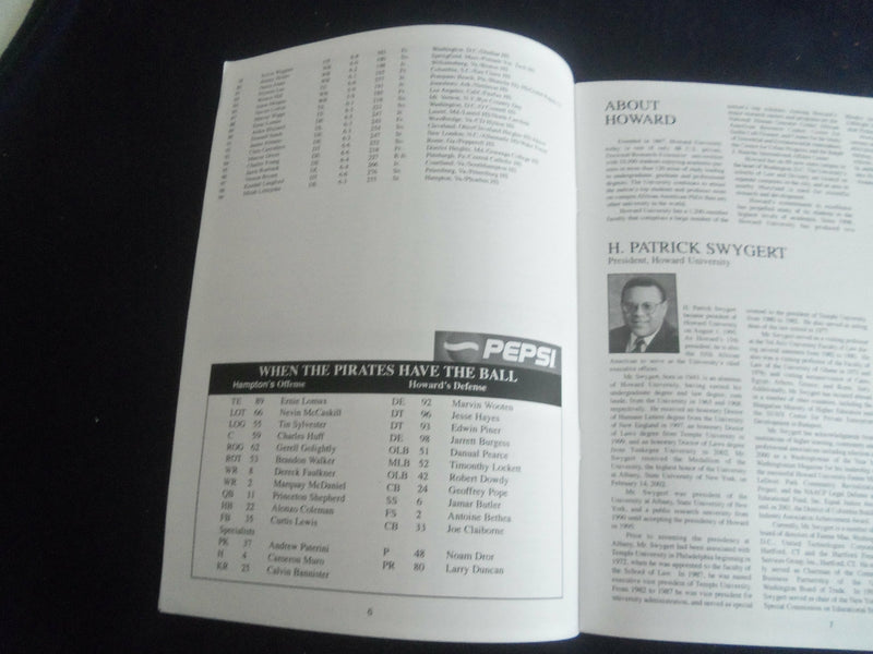 2005 SEPTEMBER 10 FOOTBALL PROGRAM - HAMPTON UNIV VS HOWARD UNIV - SP 1215W