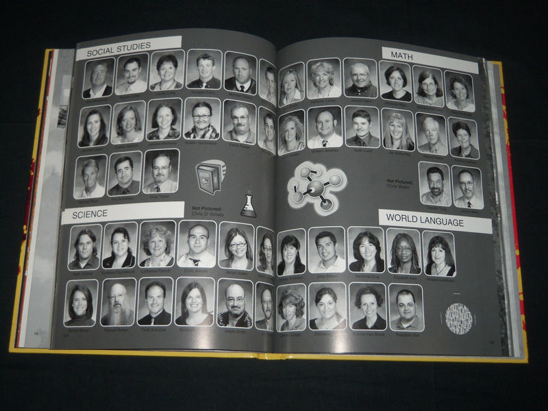 2011 MEMINISSE MT. OLIVE HIGH SCHOOL YEARBOOK - FLANDERS NEW JERSEY - YB 1627