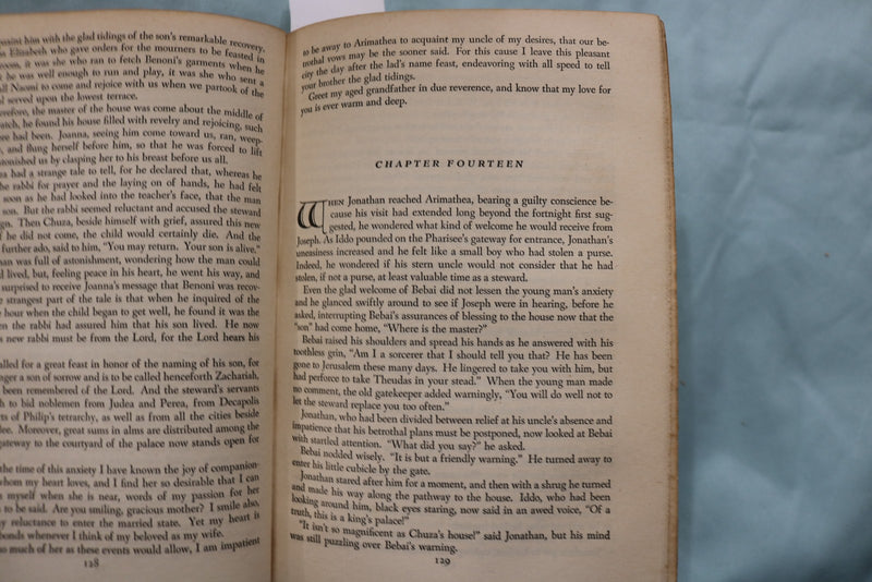 1945 BEHOLD YOUR KING HARDCOVER BOOK BY FLORENCE BAUER - KD 9635