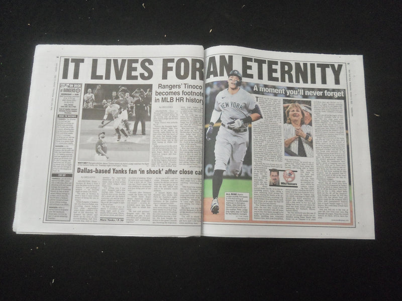 2022 OCTOBER 5 NEW YORK POST NEWSPAPER - AARON JUDGE HITS HOME RUN #62